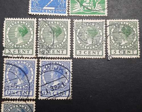 ** 1926 - 1934 Netherlands Queen Wilhelmina Stamps x9 (USED).**