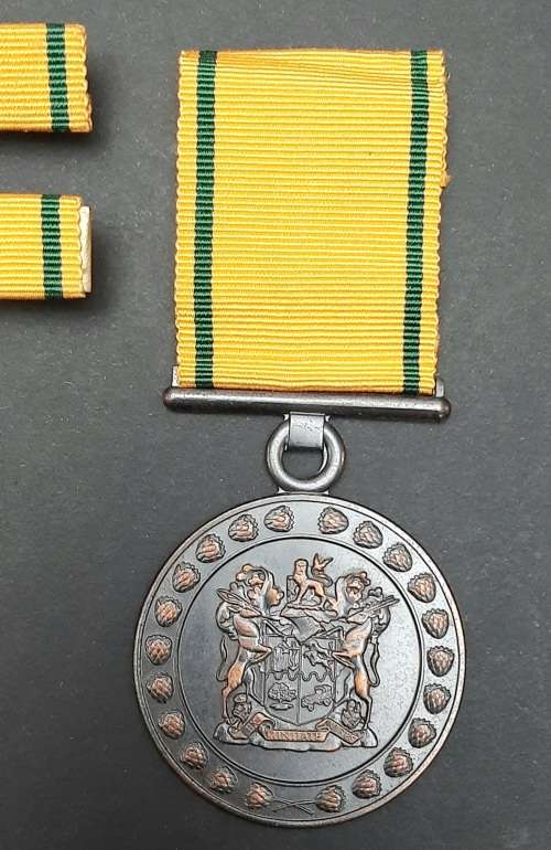 ** South African Prison Service Pre-1994 Faithful Service Medal w/ Ribbon Bars +  Ribbon Length.**
