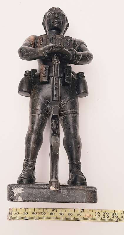 ** Rhodesian Bush War: 1970s Fireforce `Troopie` Soapstone Statuette (26cm) [ Repaired ].**