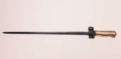 ** RARE: WW1 1915 Economy French Model 1886 Épée Bayonet Shortened (52cm)**