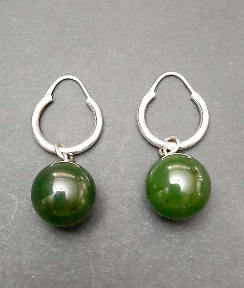 ** STUNNING:  20th Century Chinese Apple Green Jade & .800 Silver Bead Drop Earrings .**