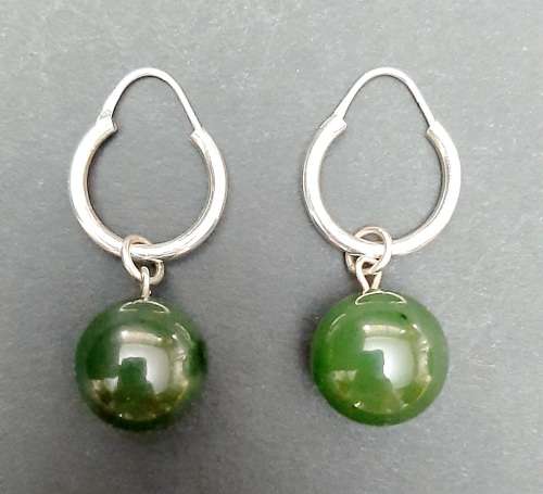 ** STUNNING:  20th Century Chinese Apple Green Jade & .800 Silver Bead Drop Earrings .**