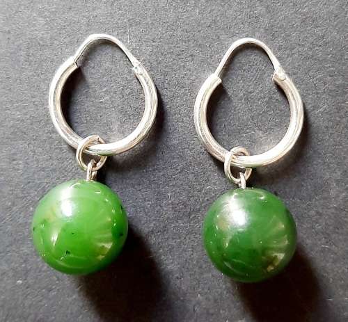 ** STUNNING:  20th Century Chinese Apple Green Jade & .800 Silver Bead Drop Earrings .**