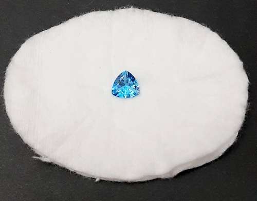** STUNNING: Swiss Blue Trillion Cut Topaz Semi-Precious Gem (4.35 ct ).**