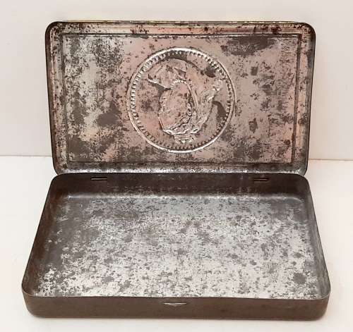 Boer War New Year 1900 Queen Victoria Chocolate Tin