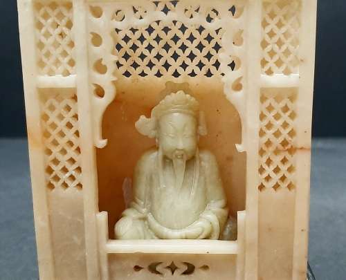 ** Early 20th Century Chinese Lu xing Qingtian Stone Figurine (12cm x 9cm).**
