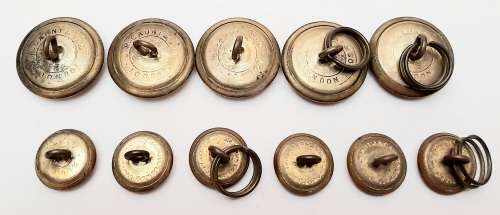 **WW2 :  Lot x 11 Royal Air Force (RAF) Brass Tunic Buttons ( Gaunt & Son ).**