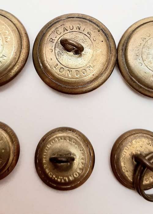 **WW2 :  Lot x 11 Royal Air Force (RAF) Brass Tunic Buttons ( Gaunt & Son ).**