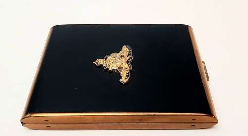 ** WW2 South African Field Artillery: Ladies` Enamel & Gold-Plated Rim Powder Compactum (7cmx8cm).**