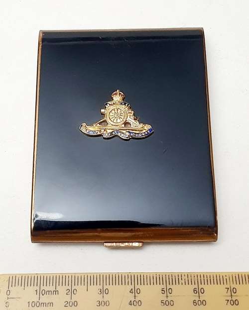 ** WW2 South African Field Artillery: Ladies` Enamel & Gold-Plated Rim Powder Compactum (7cmx8cm).**