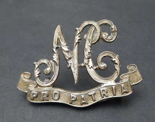 ** 1880 - 1890 Natal Carbineers Smasher Hat Badge (Crown Missing) [ Lugs Intact ].**