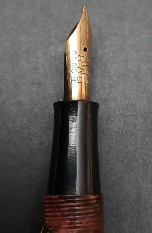 ** RARE:  Pair 14ct Gold Nib Conway-Stewart Fountain Pens w/ Oak Case (USED).**