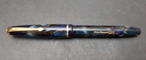 ** RARE:  Pair 14ct Gold Nib Conway-Stewart Fountain Pens w/ Oak Case (USED).**