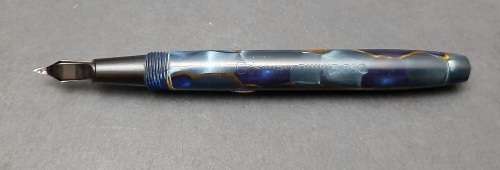 ** RARE:  Pair 14ct Gold Nib Conway-Stewart Fountain Pens w/ Oak Case (USED).**