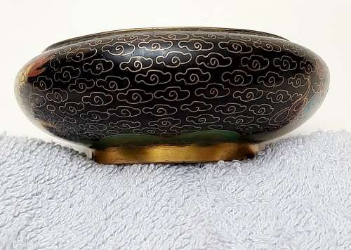 ** STUNNING: Pair Late 19th Century Chinese Cloisonne Enamel Vessels ( x2 ).**