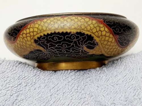 ** STUNNING: Pair Late 19th Century Chinese Cloisonne Enamel Vessels ( x2 ).**