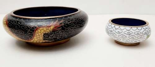 ** STUNNING: Pair Late 19th Century Chinese Cloisonne Enamel Vessels ( x2 ).**