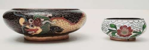 ** STUNNING: Pair Late 19th Century Chinese Cloisonne Enamel Vessels ( x2 ).**