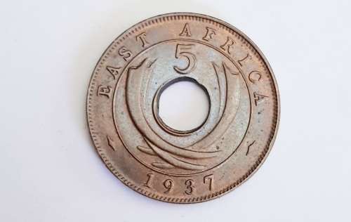 ** 1937 KGVI East Africa 5c Coin `H`  ( VF + ).**