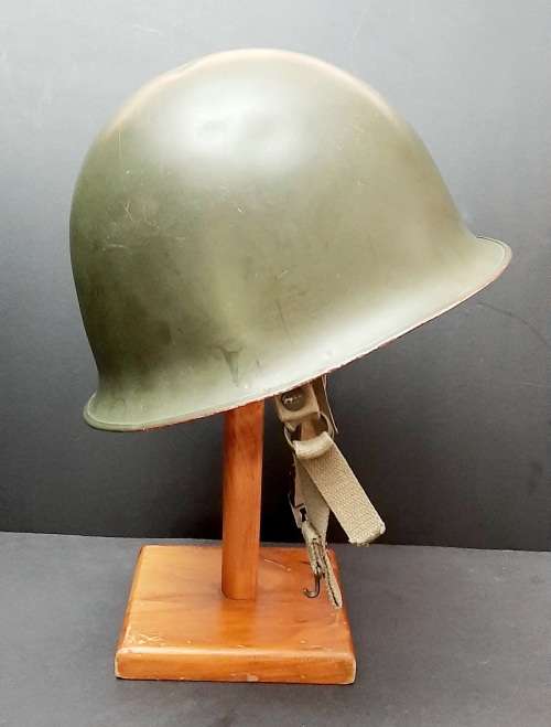 ** Border War : 1980s SADF Steel Helmet w/ Plastic Liner  (USED).**