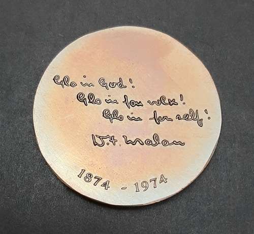 ** 1974 D.F. Malan Centenary Bronze Medallion w/ Case (EF).**