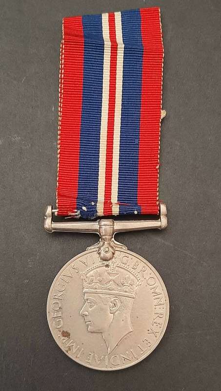** WW2  Full-Size British 1939-45  Medal w/ Ribbon att. Native Soldier.**