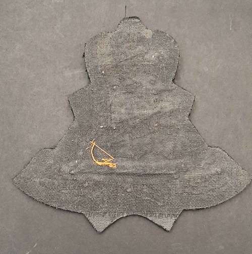 ** 1950s British Royal Artillery Bullion Regimental Blazer Badge( 13cm x 11cm).**