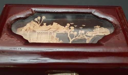 ** 20th Century Chinese Cork Diorama Scene Jewellery Box (15cm x 8cm).**