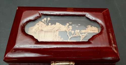 ** 20th Century Chinese Cork Diorama Scene Jewellery Box (15cm x 8cm).**