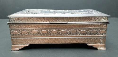 20th century silverplated Indian embellished humidor (22cm x 11cm x 7cm)
