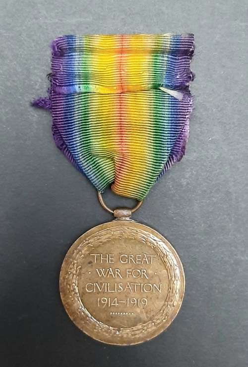 WWI Allied Victory Medal with Silk Ribbon - Honourable Artillery Coy