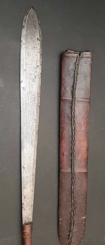 1950s Kenyan Seme Sword with Scabbard - 61 cm