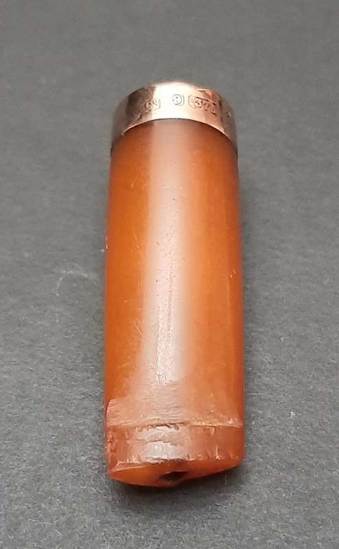 Edwardian Gent's Amber Cheroot / Cigarette Holder, 9ct Gold Mounted (Birm. 1908)