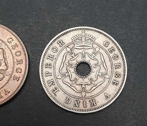 ** Lot 1930/40s Southern Rhodesia & Nyasaland Coins (x3).**