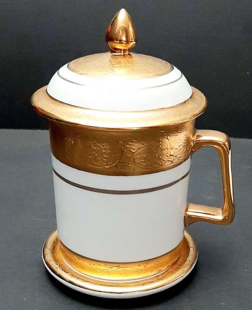 ** STUNNING: Modern Thai Benjarong Gilded Traditional Porcelain Set (3-Piece) [15cm].**