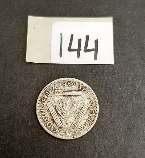 ** 1952 KGVI South Africa 3d  .500 Silver  Coin (VF/F).**