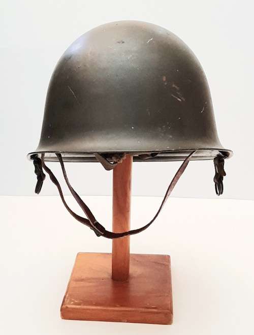 ** Border War : 1970s SADF Steel Helmet w/ Plastic Liner (USED).**