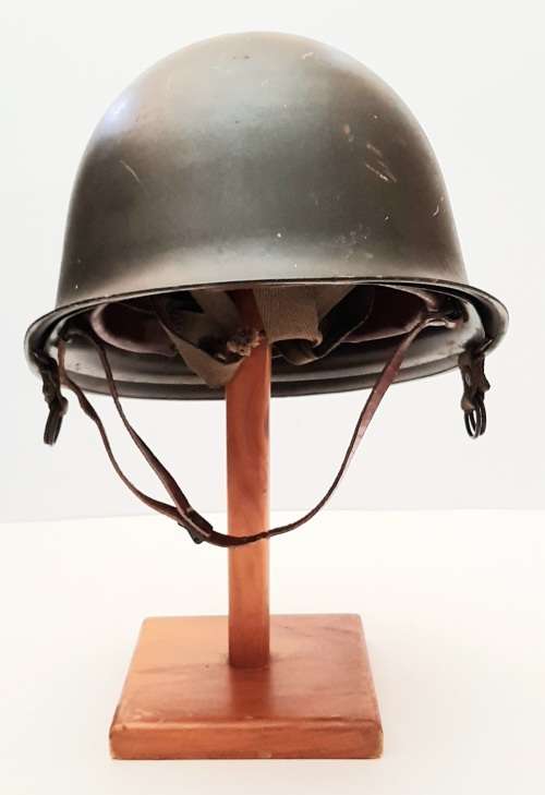 ** Border War : 1970s SADF Steel Helmet w/ Plastic Liner (USED).**