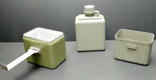 ** Rhodesian Bush War: 1975 Yugoslavian Mess Kit & Drinking Vessel Set (USED).**