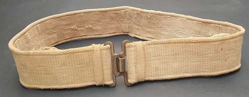 **WW2  Patt.37 Variant Webbing Belt w/ War Dept. Stamp (1945/46 )**