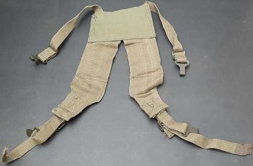 **Rhodesian Bush War: Patt.69 Unissued Green Webbing Yoke/ Suspender**