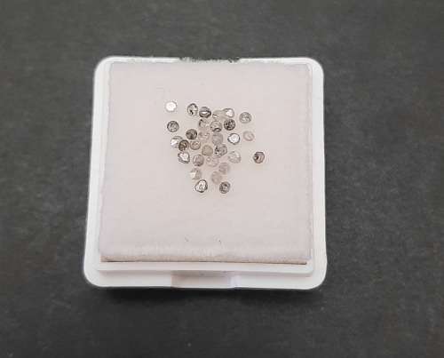 STUNNING: 0.52 ct Round-cut `Salt & Pepper`  Natural Melee Diamonds(Certified).**