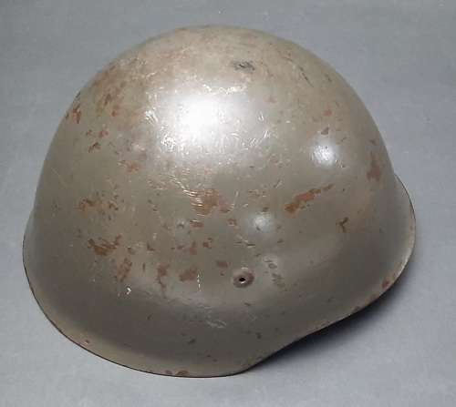 **RARE: Angola Portuguese M1940/63 Ultramar Colonial Steel Helmet .**