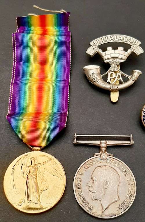 WW1 BWM & Victory Medal Pair with Accoutrements (Somerset Light Infantry)