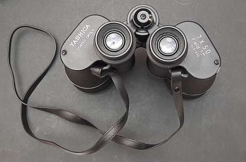 **Rhodesian Bush War Era : Private Purchase Yashica Binoculars w/ Case for Rhodesian Army.**