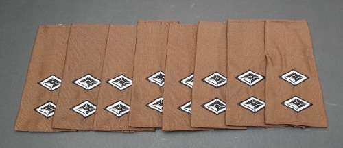 ** BID PER PAIR : 1980s SWATF Lieutenant Nutria Unissued Rank Epaulettes.**