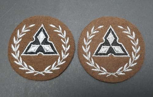 BID PER PAIR : 1980s SWATF 1st Class W/O  Nutria Unissued Rank Insignia.**