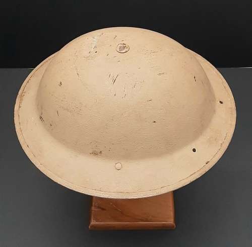 ** WW2 Union Defence Force 1940 Desert Camouflage `Brodie` Helmet w/ Strap (Jager-Rand).**
