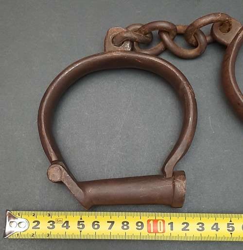 1920s South African Police (S.A.P) Marked Iron Handcuffs (S.M. Co.)