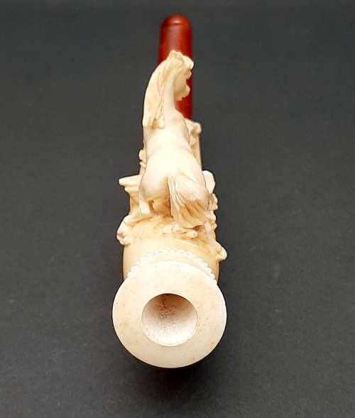 **STUNNING: Late 19th Century German `Pferd Pattern` Meerschaum & Amber Pipe (12cm).**